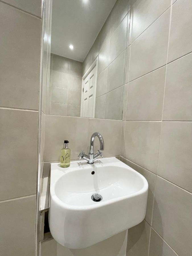 לונדון Westminster Apartment Near River Thames מראה חיצוני תמונה